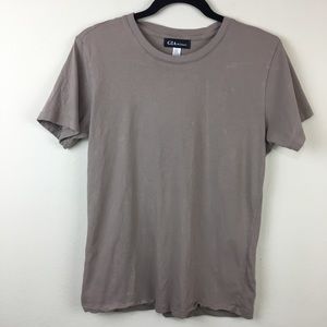 SMALL BEIGE T SHIRT